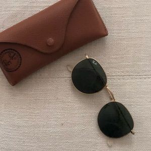 Ray Ban Round Sunglasses with original case